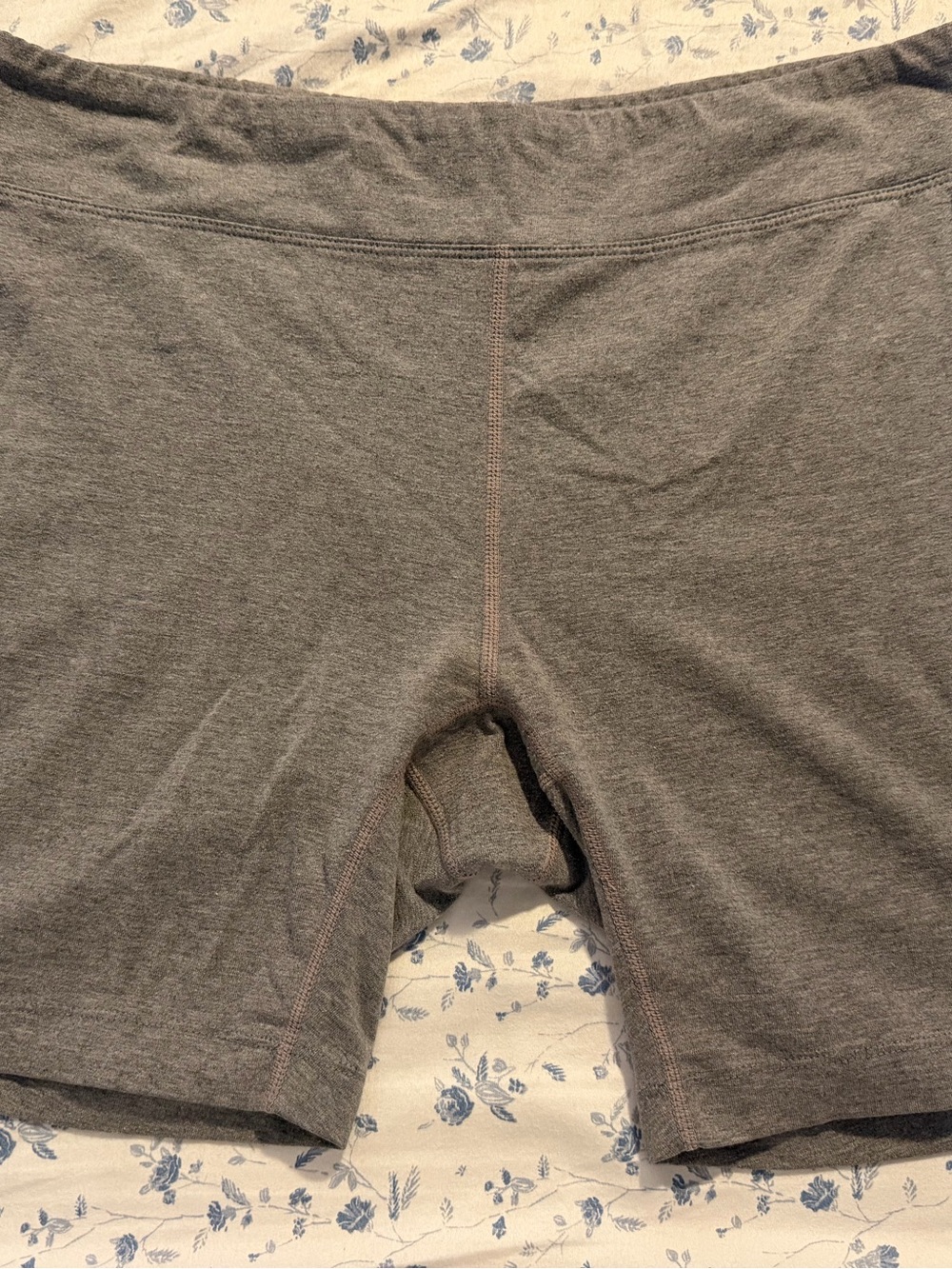 Athletic Works Light Gray Seam-Detail Active Shorts